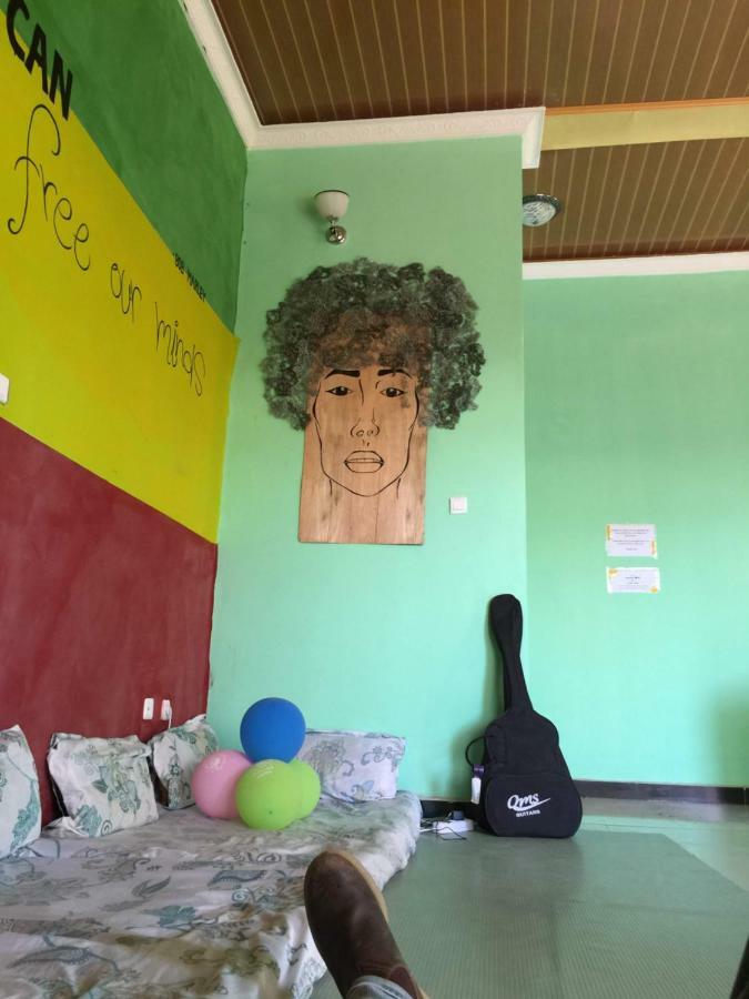 Хостел Gondar Backpackers Экстерьер фото